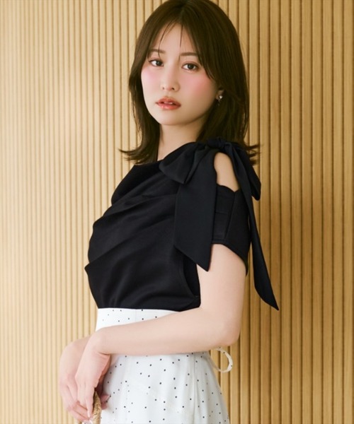 WILLSELECTION（ウィルセレクション）の「リボンショルダードレープカットトップス（Tシャツ/カットソー・レディース・オフホワイト/ブラック/グレー/ブラウン・FREE）」の17枚目の写真