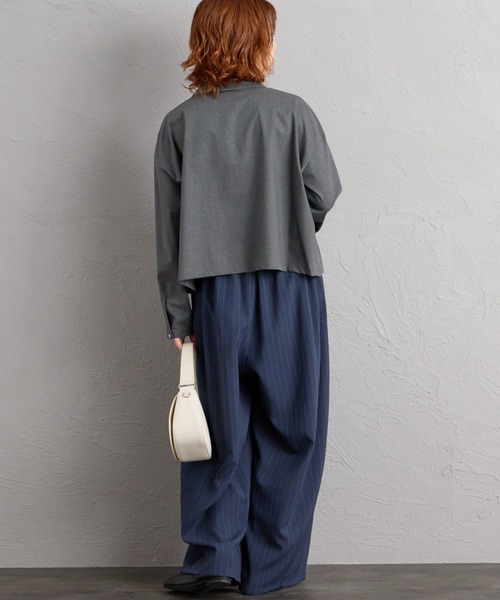 mizuiroind（ミズイロインド）の「[mizuiro ind/ミズイロインド] レギュラーカラー ワイドシルエットシャツ（シャツ/ブラウス・レディース・チャコールグレー/ブラック・F）」の18枚目の写真