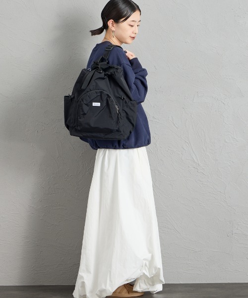 Columbia（コロンビア）の「【WEB限定】[Columbia/コロンビア] バイサイド 16L 2WAYバックパック（バックパック/リュック・レディース・ブラック・ONE SIZE）」の4枚目の写真