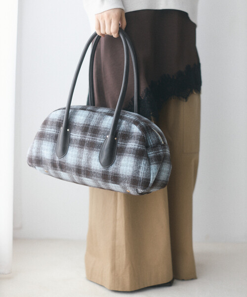 Firsthand(ファーストハンド)の「Firsthand/ファーストハンド チェックパターン ワイドボストンバッグ【限定展開】(ボストンバッグ・レディース・ブルー/グリーン/キャメル・ONE SIZE)」の13枚目の写真