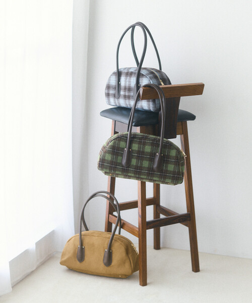 Firsthand(ファーストハンド)の「Firsthand/ファーストハンド チェックパターン ワイドボストンバッグ【限定展開】(ボストンバッグ・レディース・ブルー/グリーン/キャメル・ONE SIZE)」の14枚目の写真