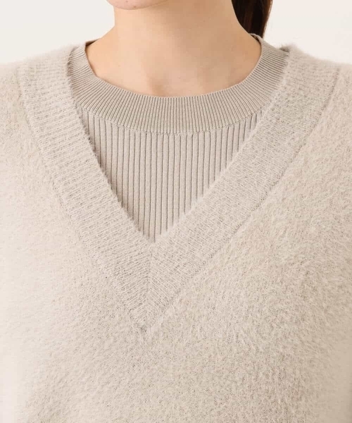 MK MICHEL KLEIN（エムケーミッシェルクラン）の「[洗える]シャギーベスト×ハイゲージリブニット アンサンブル（ベスト・レディース・ライトブルー/ブラウン/グレイッシュベージュ・38）」の22枚目の写真