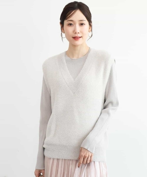 MK MICHEL KLEIN（エムケーミッシェルクラン）の「[洗える]シャギーベスト×ハイゲージリブニット アンサンブル（ベスト・レディース・ライトブルー/ブラウン/グレイッシュベージュ・38）」の5枚目の写真