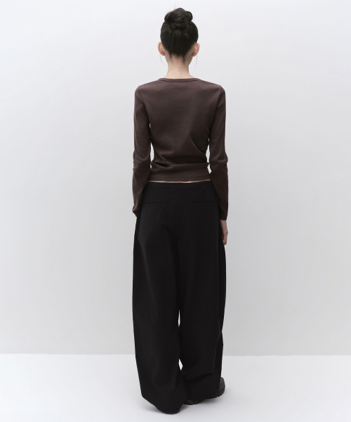 MUSINSA STANDARD WOMAN（ムシンサスタンダードウーマン）の「ウィメンズバルーンパラシュートパンツ[ブラック]（スウェットパンツ・レディース・その他・24/26/28/30）」の3枚目の写真