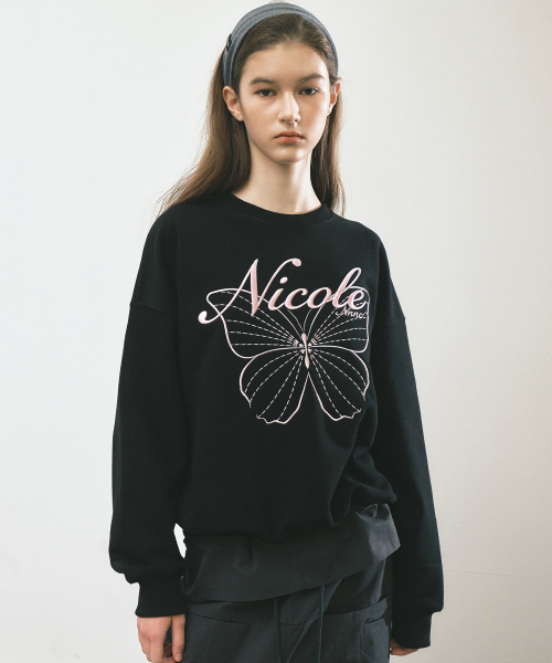 NICK&NICOLE(ニックアンドニコール)の「NICOLE バタフライ スウェットシャツ_ブラック×ピンク(スウェット・レディース・ブラック・FREE)」の2枚目の写真