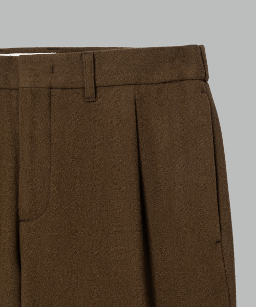 NONBLANK(ノンブランク)の「ウールフランネル ルーズフィットパンツ_BROWN(スラックス・メンズ・その他・MEDIUM/LARGE/X-LARGE/XX-LARGE)」の4枚目の写真