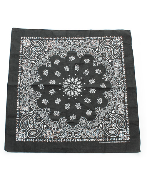 SHIPS（シップス）の「CAROLINA: BANDANA（バンダナ/スカーフ・メンズ・ホワイト/イエロー/グリーン/ブルー/グレー/レッド/ネイビー/ブラック/パープル・ONE SIZE）」の2枚目の写真