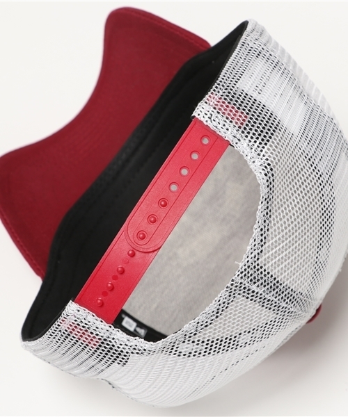 AVIREX（アヴィレックス）の「【直営店限定】AVIREX×NEW ERA　MESH CAP "KEEP FLYNG"/ アヴィレックス×ニューエラ　”キープフライング”（キャップ・レディース・ブラック/ワイン/ネイビー/カモフラージュ・FREE）」の9枚目の写真