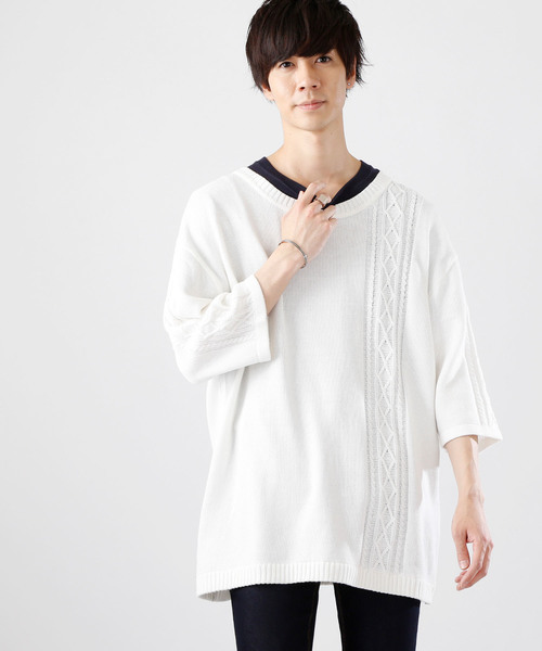 MONO-MART(モノマート)の「ビッグシルエットラインケーブル編みニット cotton100%(quarter sleeve)(ニット/セーター・メンズ・ベージュ/ライトグレー/ダークネイビー/オフホワイト・FREE)」の2枚目の写真