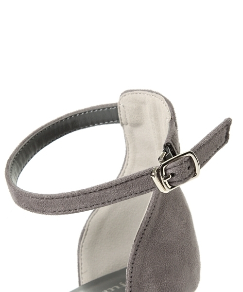 Andemiu（アンデミュウ）の「ファーセパレートサンダル767767（サンダル・レディース・グレー/キャメル・MEDIUM/SMALL/LARGE）」の10枚目の写真