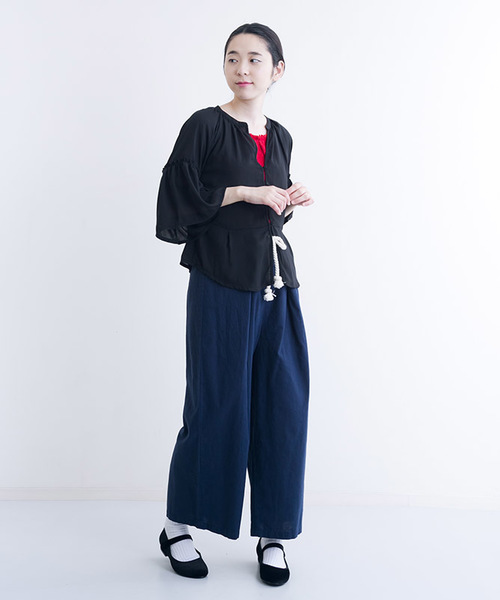 MERLOT（メルロー）の「フレアスリーブフロントボタンブラウス0049（シャツ/ブラウス・レディース・ブル－グレ－/ブラック/ブラウン/ホワイト/ベージュ・FREE）」の9枚目の写真