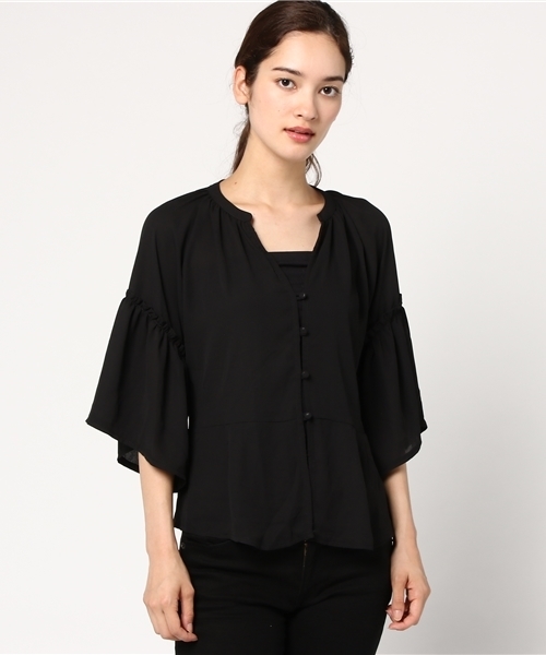 MERLOT（メルロー）の「フレアスリーブフロントボタンブラウス0049（シャツ/ブラウス・レディース・ブル－グレ－/ブラック/ブラウン/ホワイト/ベージュ・FREE）」の16枚目の写真