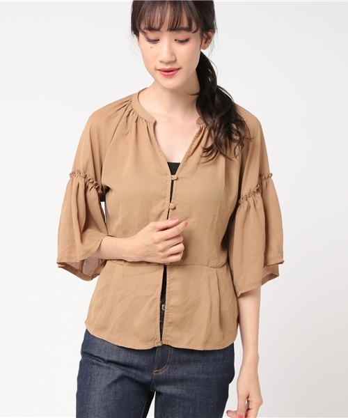 MERLOT（メルロー）の「フレアスリーブフロントボタンブラウス0049（シャツ/ブラウス・レディース・ブル－グレ－/ブラック/ブラウン/ホワイト/ベージュ・FREE）」の20枚目の写真