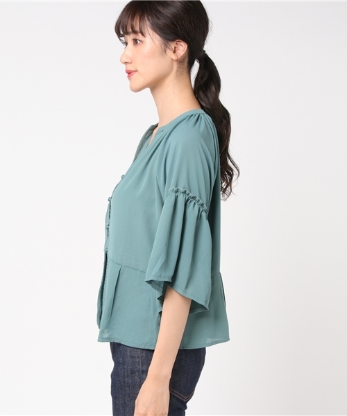 MERLOT（メルロー）の「フレアスリーブフロントボタンブラウス0049（シャツ/ブラウス・レディース・ブル－グレ－/ブラック/ブラウン/ホワイト/ベージュ・FREE）」の11枚目の写真