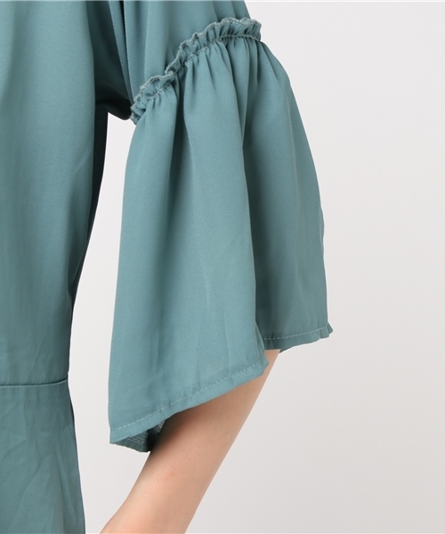 MERLOT（メルロー）の「フレアスリーブフロントボタンブラウス0049（シャツ/ブラウス・レディース・ブル－グレ－/ブラック/ブラウン/ホワイト/ベージュ・FREE）」の14枚目の写真