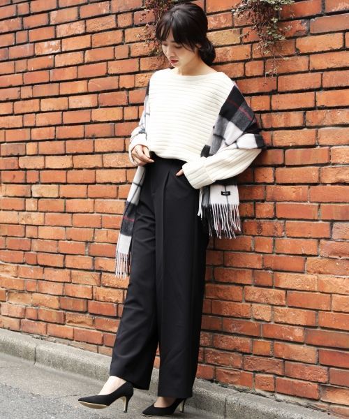 A part by（アパートバイ）の「カシミヤウールチェックストール　 763211 （ストール/ショール・レディース・ホワイト/ブラック/ネイビー/グリーン/ブラック系その他・FREE）」の12枚目の写真