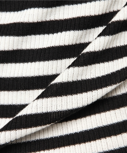 NATURAL BEAUTY BASIC(ナチュラルビューティーベーシック)の「【VERY 10月号掲載】100%ウールリブラウンドネックニット(ニット/セーター・レディース・ブラック/オフホワイト/レッド/グレー/ホワイト系その他・MEDIUM)」の21枚目の写真