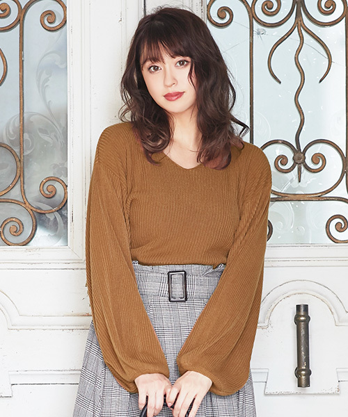 KOBE LETTUCE（コウベレタス）の「ゆったりシルエでふんわりフェミニンstyle！選べる[ハイネック/Vネック]バルーン袖コンシャス☆リブニットトップス/レディースセーター/長袖[C2780]神戸レタス（ニット/セーター・レディース・ホワイト系その他/ブラック系その他/グレー系その他/ブラウン系その他/グリーン系その他/ブルー系その他/イエロー系その他/ピンク系その他/レッド系その他/ホワイト系その他2/ブラック系その他2/グレー系その他2/ブラウン系その他2/グリーン系その他2/ブルー系その他2/イエロー系その他2/ピンク系その他2/レッド系その他2/レッド系その他4/レッド系その他3/ブルー系その他3/パープル系その他/イエロー系その他4/ブルー系その他4/イエロー系その他3/パープル系その他2/グレー系その他3/グレー系その他4・FREE）」の20枚目の写真