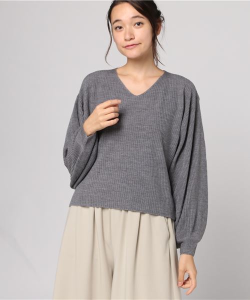 KOBE LETTUCE（コウベレタス）の「ゆったりシルエでふんわりフェミニンstyle！選べる[ハイネック/Vネック]バルーン袖コンシャス☆リブニットトップス/レディースセーター/長袖[C2780]神戸レタス（ニット/セーター・レディース・ホワイト系その他/ブラック系その他/グレー系その他/ブラウン系その他/グリーン系その他/ブルー系その他/イエロー系その他/ピンク系その他/レッド系その他/ホワイト系その他2/ブラック系その他2/グレー系その他2/ブラウン系その他2/グリーン系その他2/ブルー系その他2/イエロー系その他2/ピンク系その他2/レッド系その他2/レッド系その他4/レッド系その他3/ブルー系その他3/パープル系その他/イエロー系その他4/ブルー系その他4/イエロー系その他3/パープル系その他2/グレー系その他3/グレー系その他4・FREE）」の7枚目の写真