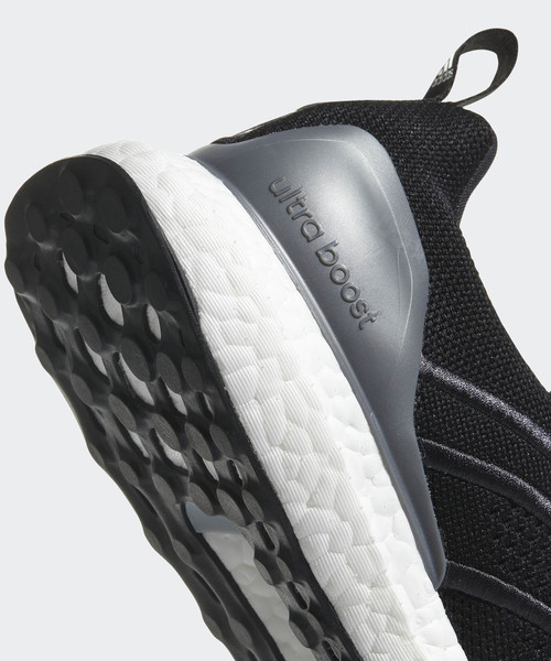 adidas by Stella McCartney（アディダスバイステラマッカートニー）の「[adidas by Stella McCartney] RUN ウルトラブースト UNCAGED（スニーカー・レディース・ブラック・22.0cm/24.5cm/25.5cm/23.0cm/24.0cm/23.5cm/22.5cm/25.0cm/26.5cm/26.0cm）」の5枚目の写真