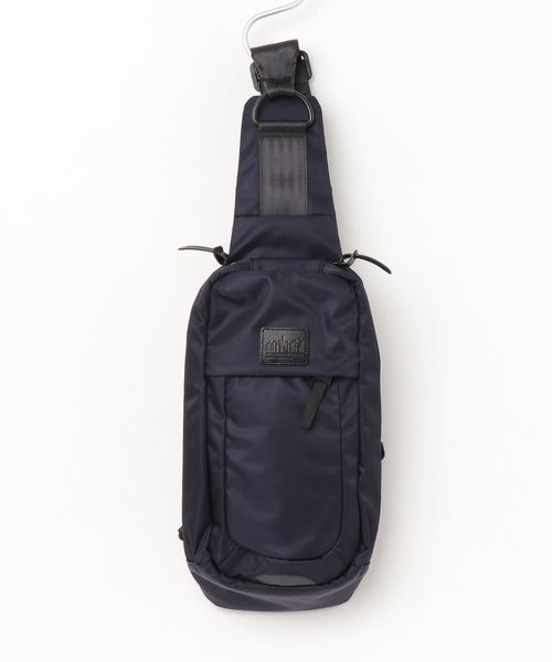 Manhattan Portage BLACK LABEL(マンハッタンポーテージ ブラックレーベル)の「BELT PKWY TWILL SLING CROSS BODY BAG(ボディバッグ/ウエストポーチ・メンズ・ブラック/ダークネイビー・SMALL)」の2枚目の写真