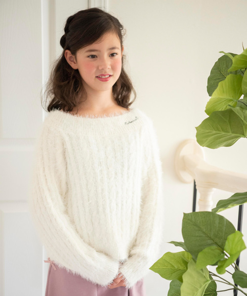 Catherine Cottage(キャサリンコテージ)の「ケーブル編み シャギーニット(ニット/セーター・キッズ・ホワイト/ネイビー/グレー/サックスブルー/ライラック・110/120/130/140/150/160)」の3枚目の写真