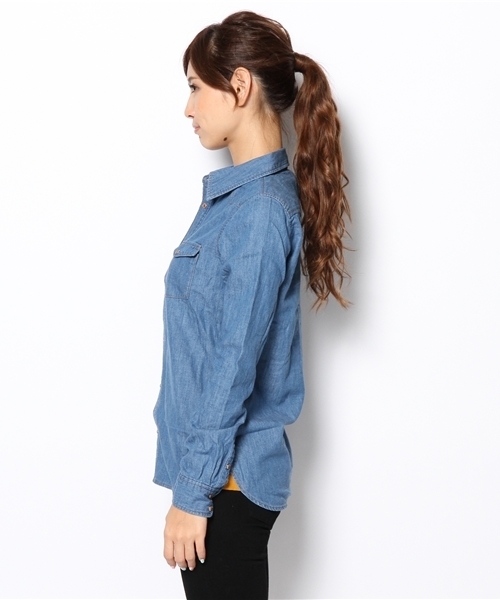 LOUNGEDRESS（ラウンジドレス）の「デニムウエスタンシャツ（シャツ/ブラウス・レディース・インディゴブルー/サックスブルー・ﾌﾘ-）」の18枚目の写真
