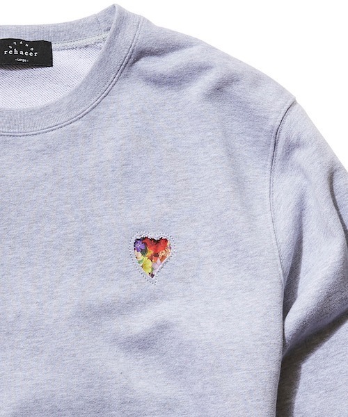 rehacer（レアセル）の「rehacer STAND : Flower Rose HW Sweat / フラワー ローズ ヘヴィーウエイト スウェット（スウェット・メンズ・ブラック/ネイビー/グレー/ブラック系その他5/ブラック系その他2/グレー系その他4/ブラック系その他4/グレー系その他3/グレー系その他5/グレー系その他2/ブラック系その他3/ブルー系その他3/ブルー系その他4/ブルー系その他5/パープル系その他4/ホワイト/ベージュ・SMALL/MEDIUM/LARGE/X-SMALL/X-LARGE）」の9枚目の写真