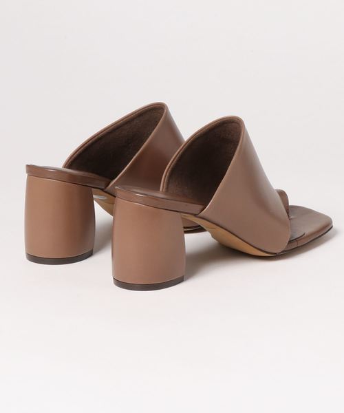 DouDou（ドゥドゥ）の「ヒールアップトングサンダル（サンダル・レディース・ベージュ/ブラック・36/37/38/39）」の4枚目の写真