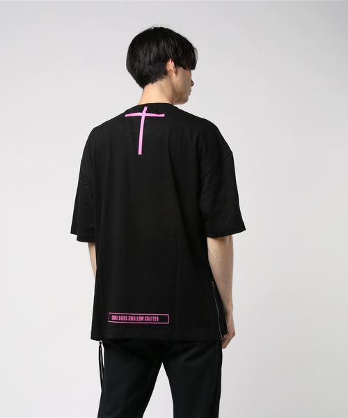 rovtski（ロフトスキー）の「【ビッグシルエット】SID ASST SS T SHIRT/シド オーバーサイズ デザイン Tシャツ 半袖（Tシャツ/カットソー・メンズ・ブラック系その他2/ブラック系その他3/ブラック系その他4/ブラック系その他5/ホワイト系その他5/ブラック系その他/ホワイト系その他/イエロー/ホワイト系その他2/ホワイト系その他3/ホワイト系その他4・FREE）」の14枚目の写真