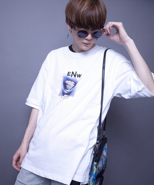 rovtski（ロフトスキー）の「【ビッグシルエット】SID ASST SS T SHIRT/シド オーバーサイズ デザイン Tシャツ 半袖（Tシャツ/カットソー・メンズ・ブラック系その他2/ブラック系その他3/ブラック系その他4/ブラック系その他5/ホワイト系その他5/ブラック系その他/ホワイト系その他/イエロー/ホワイト系その他2/ホワイト系その他3/ホワイト系その他4・FREE）」の4枚目の写真