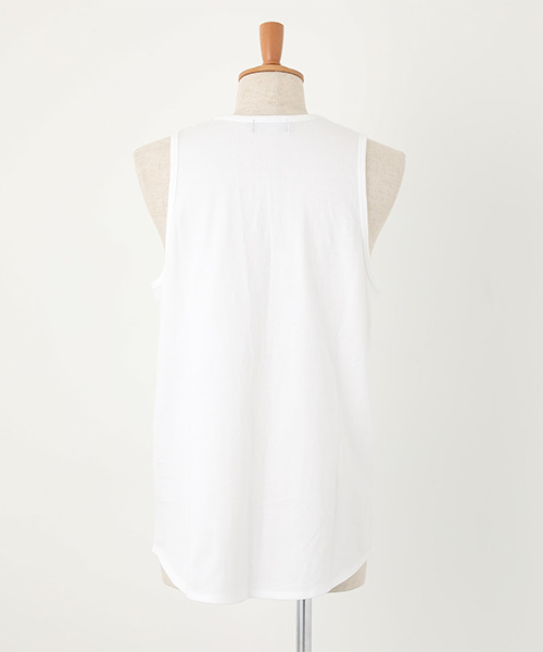 AZUL by moussy（アズールバイマウジー）の「SIMPLE LONG TANKTOP/シンプルロングタンクトップ（タンクトップ・メンズ・ホワイト/ブラック/杢グレー・SMALL/MEDIUM/LARGE）」の7枚目の写真