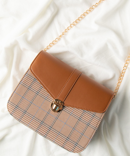 WEGO(ウィゴー)の「WEGO/チェーンショルダーバッグ(ショルダーバッグ・レディース・ブラック/その他1/その他2/ライトブラウン・FREE)」の3枚目の写真