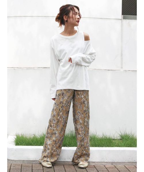 Ungrid(アングリッド)の「ショルダースリットレイヤードロングスリーブTee(Tシャツ/カットソー・レディース・ブラック/パープル/オフホワイト・FREE)」の15枚目の写真