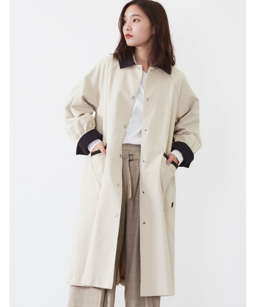 POU DOU DOU（プードゥドゥ）の「ドットボタンぷっくり袖ステンカラーコート（ステンカラーコート・レディース・カーキ/インディゴブルー/ベージュ/キナリ・3）」の8枚目の写真