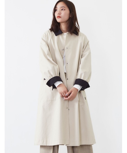 POU DOU DOU（プードゥドゥ）の「ドットボタンぷっくり袖ステンカラーコート（ステンカラーコート・レディース・カーキ/インディゴブルー/ベージュ/キナリ・3）」の9枚目の写真