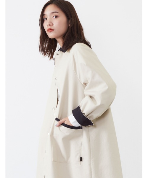 POU DOU DOU（プードゥドゥ）の「ドットボタンぷっくり袖ステンカラーコート（ステンカラーコート・レディース・カーキ/インディゴブルー/ベージュ/キナリ・3）」の10枚目の写真