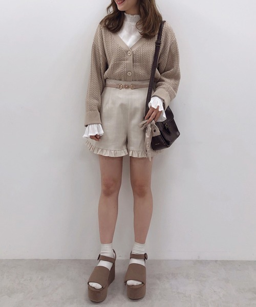 one after another NICE CLAUP(ワンアフターアナザーナイスクラップ)の「ベルト付きフリルショートパンツ(その他パンツ・レディース・ブラック/ミント/ブラウン系その他/ベージュ系その他・FREE)」の15枚目の写真