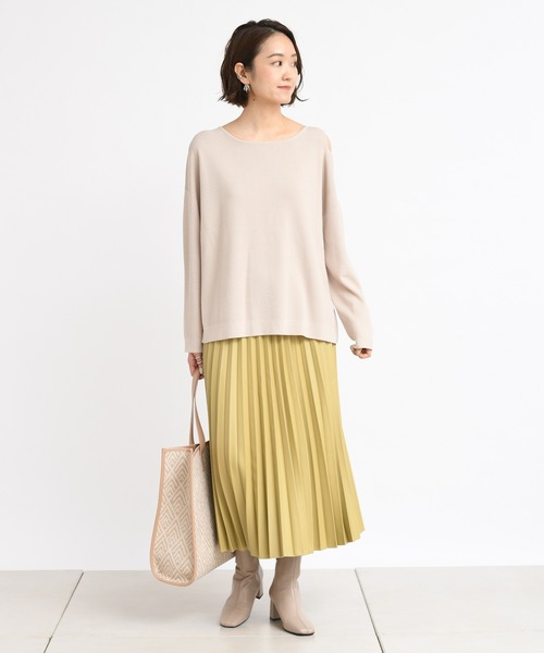 DouDou（ドゥドゥ）の「ショルダースリットプルオーバー（ニット/セーター・レディース・グレイッシュベージュ/グリーン/バイオレット・FREE）」の11枚目の写真