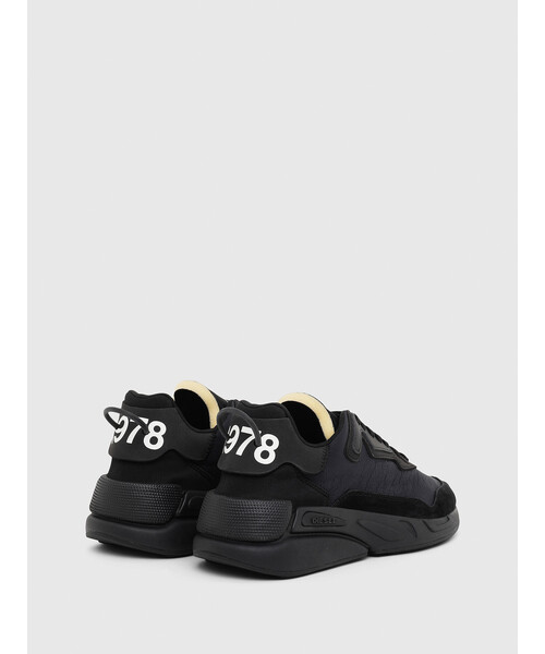 DIESEL（ディーゼル）の「レディース 異素材ミックス ダッドスニーカー  