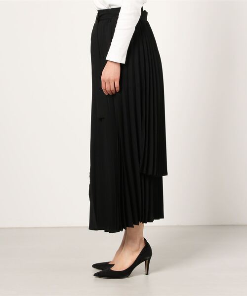 CLANE プリーツ　ロングスカート ブラック サイズ0 日本製 クラネ　黒 CLANE（クラネ）の「CLANE/クラネ/WIDE PLEATS LONG SKIRT（スカート