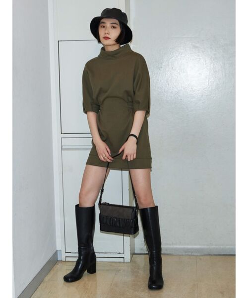 EMODA（エモダ）の「コンシャスプルオーバーワンピース（ワンピース・レディース・ブラック/グレー/カーキ/ベージュ・FREE）」の13枚目の写真