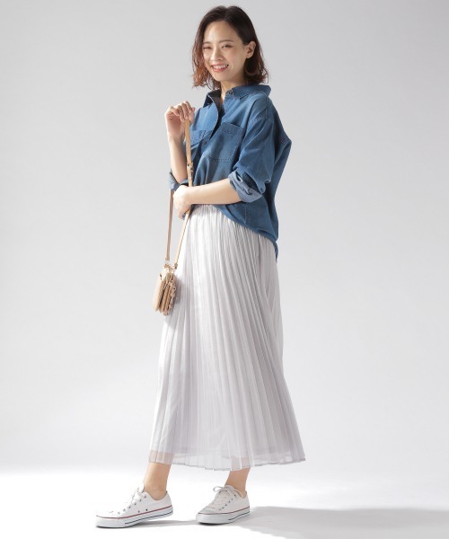 BAYFLOW(ベイフロー)の「シアーランダムプリーツスカート(スカート・レディース・ライトグレー/パープル/グリーン/キャメル・SMALL/MEDIUM)」の20枚目の写真