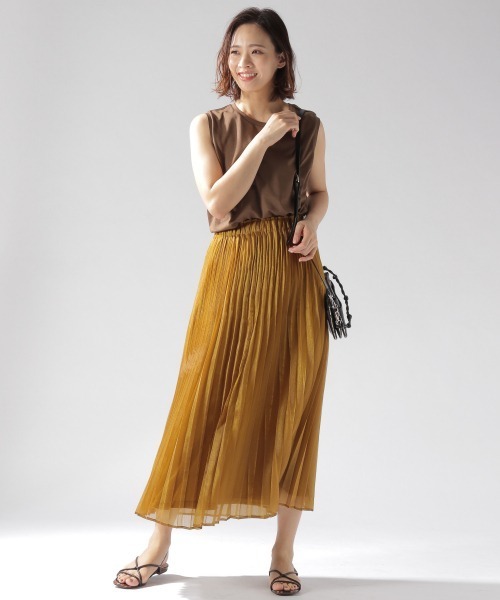 BAYFLOW(ベイフロー)の「シアーランダムプリーツスカート(スカート・レディース・ライトグレー/パープル/グリーン/キャメル・SMALL/MEDIUM)」の15枚目の写真