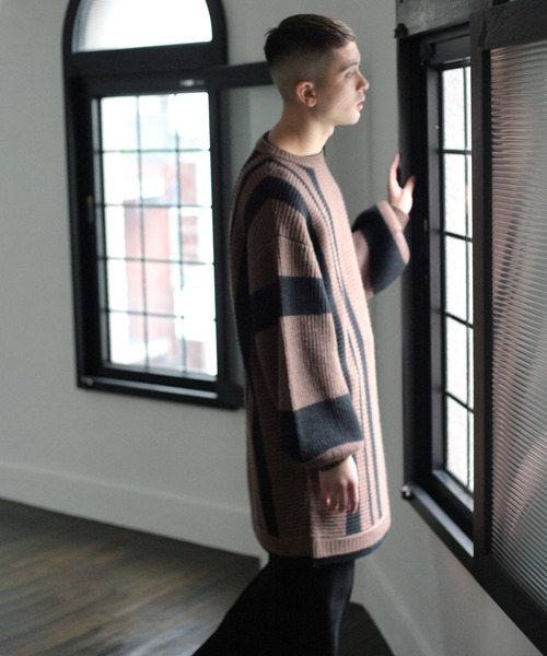 NILWAY(ニルウェイ)の「モヘアタッチ配色ストライプスーパーオーバーサイズニット(ニット/セーター・メンズ・ブラウン系/ベージュ系/ベージュ系1・FREE)」の11枚目の写真