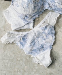 ⭐︎高級フランス⭐︎ パッショナータ アイボリーの優しいレースランジェリー ⭐︎高級フランス パッショナータ⭐︎ 鮮やかなオレンジレース