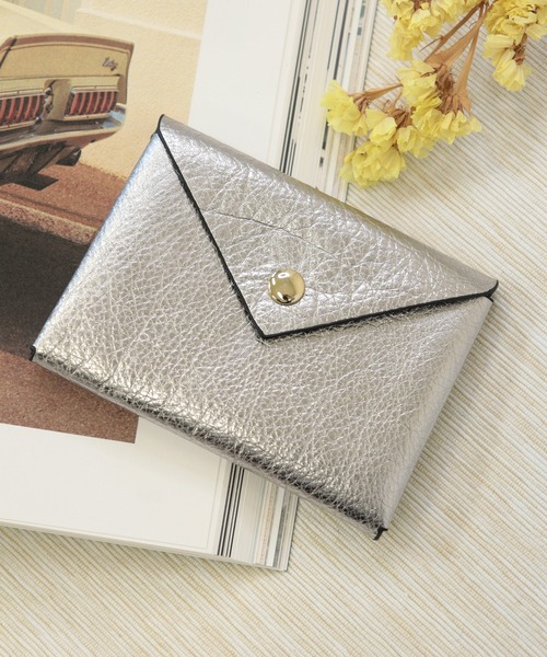 emesuelee(エメスーリー)の「シボ加工 本革 コンパクトカードケース(カードケース・レディース・ブラック/ベージュ/シルバー/オレンジ/ブルー/ゴールド/パープル/ライトブルー/グリーン/イエロー/ピンク/オレンジ系/ミント・フリー)」の12枚目の写真