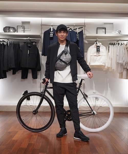 Banana Republic（バナナリパブリック）の「Br Sportパフォーマンス