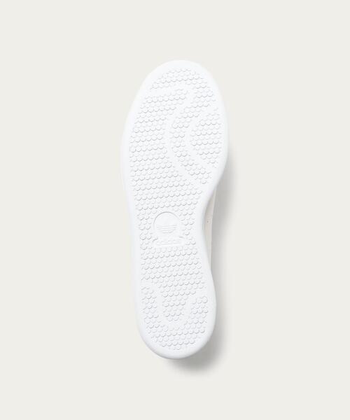 adidas Originals(アディダスオリジナルス)の「【別注】 <adidas Originals(アディダス オリジナルス)> STAN SMITH/スタンスミス(スニーカー・メンズ・ベージュ・25cm/25.5cm/26cm/26.5cm/27cm/27.5cm/28cm/28.5cm/29cm)」の13枚目の写真