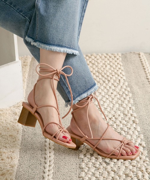 RODE SKO（ロデスコ）の「HELLEVI アンクルストラップサンダル（サンダル・レディース・キャメル/ピンクベージュ・36/37/38）」の2枚目の写真